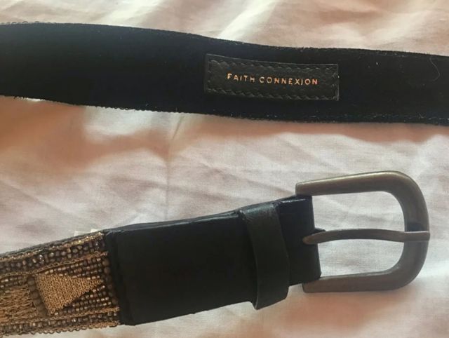 Cinturón Faith Connexion