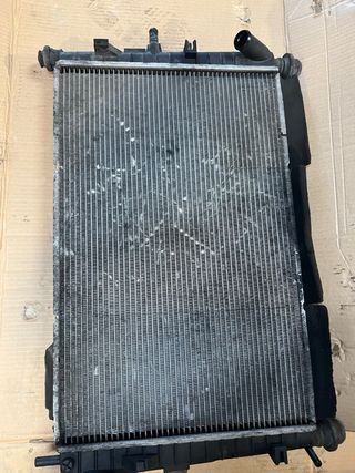 Radiador de agua y de aire acondicionado