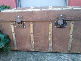 BAÚL/ARCÓN ANTIGUO A RESTAURAR.