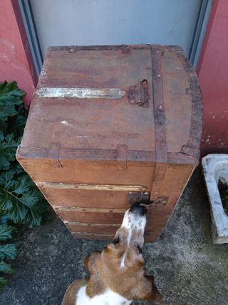 BAÚL/ARCÓN ANTIGUO A RESTAURAR.