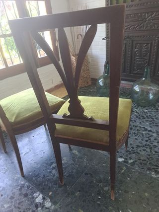 2 Sillas madera y tapizada vintage