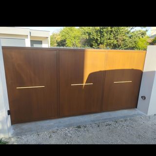 Puerta corredera acero corten