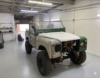 Land Rover Defender  2005