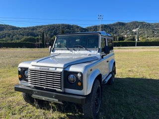 Land Rover Defender  2005