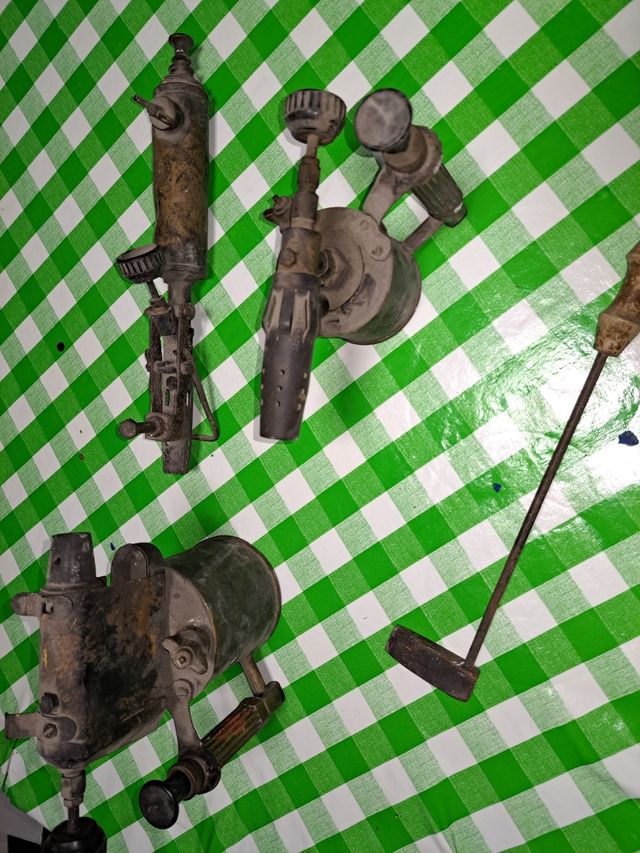 Plancha antigua con cable