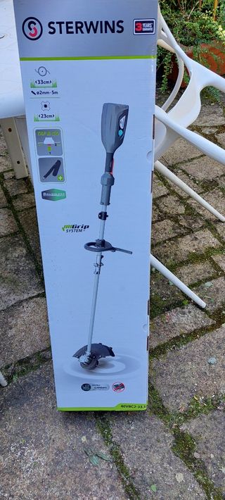 Desbrozadora de batería Sterwins