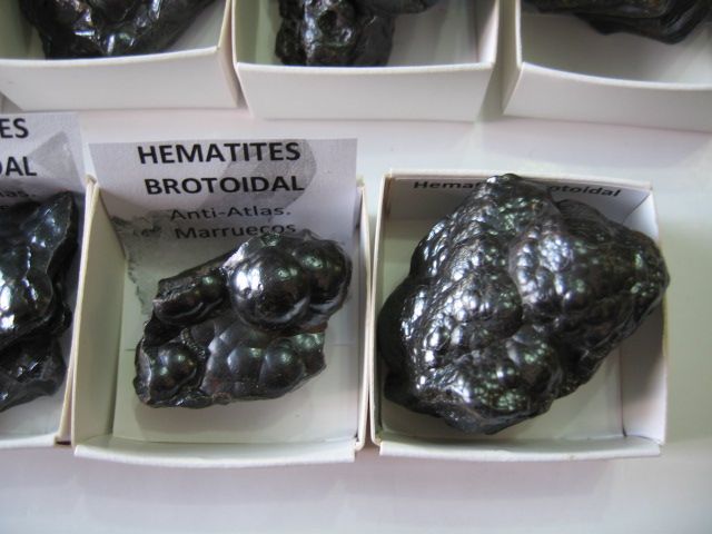 Hematites brotoidal (minerales). Seleccionados