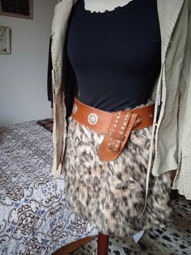 Minifalda de peluche