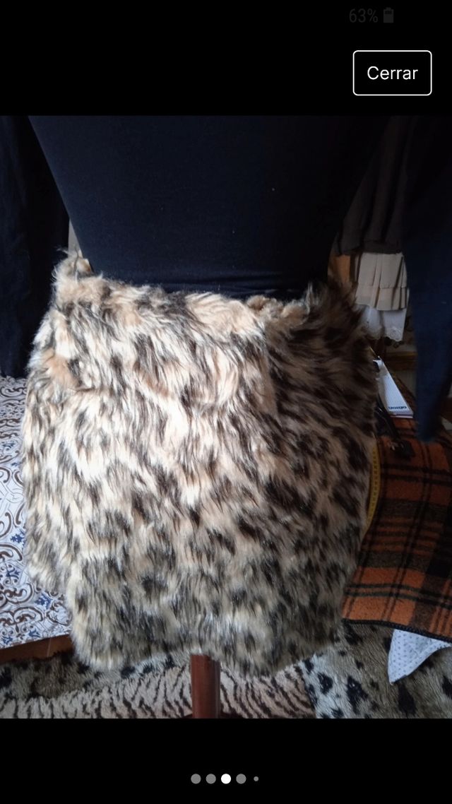 Minifalda de peluche