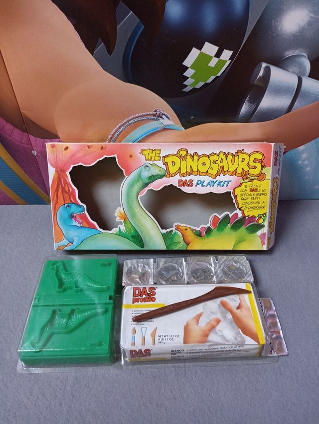 DAS the Dinosaurs play kit