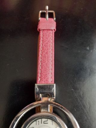 LOTE RELOJ Y PULSERAS DE VERANO 