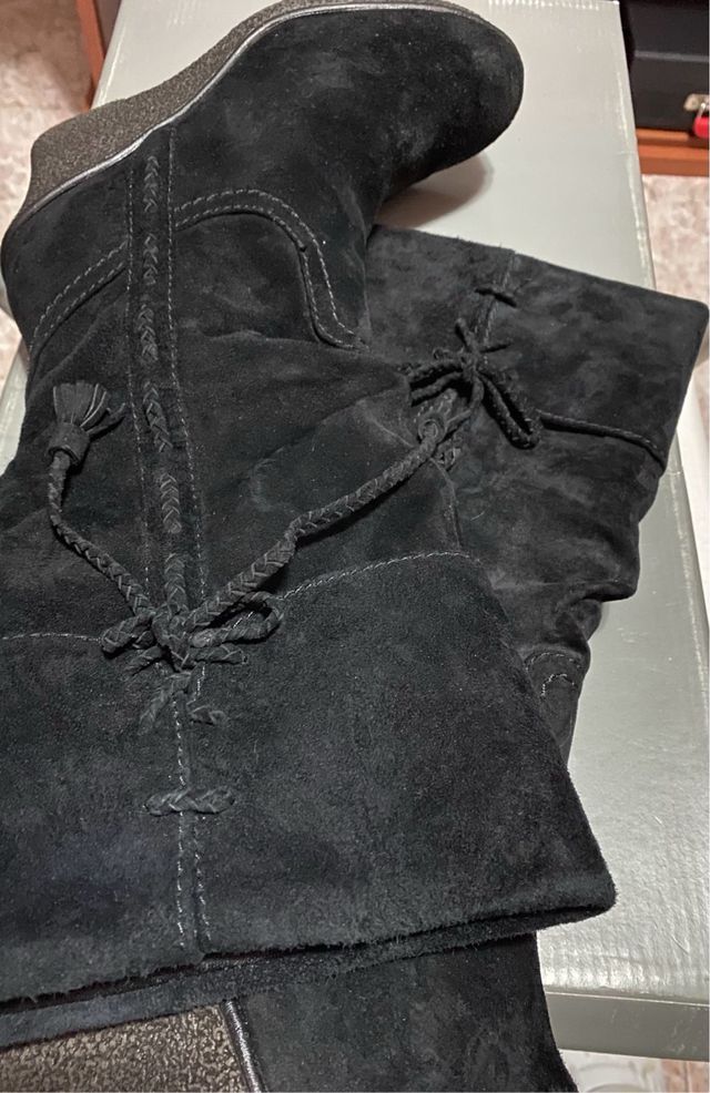 Stivali in pelle scamosciata