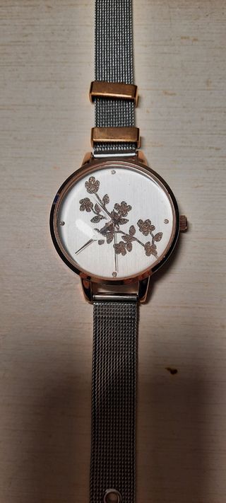 Orologio con fiori e brillantini 