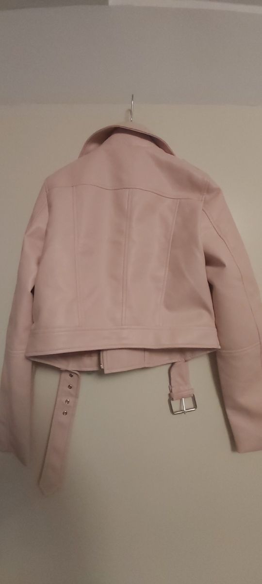 Chiodo rosa Stradivarius