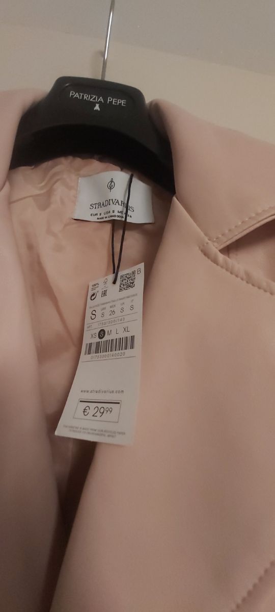 Chiodo rosa Stradivarius