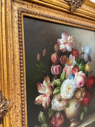 Quadro floreale su un vaso