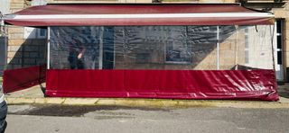 Toldo con laterales y frente