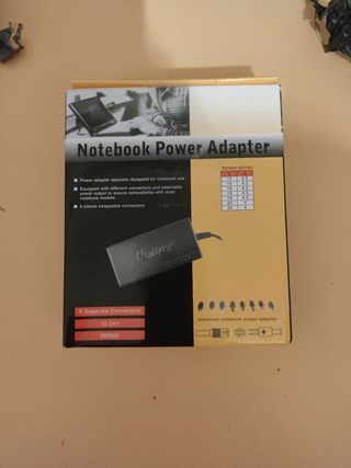 Adaptador de corriente universal de 12 a 24V