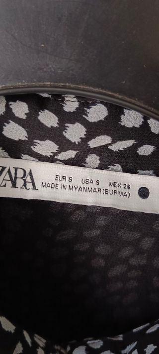 Vestido mini Zara