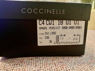 Sandalia Coccinelle tacon beige