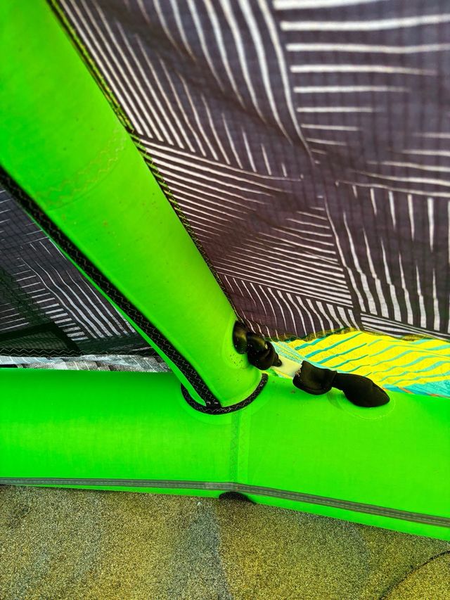 CABRINHA CHAOS BOARD AND KITE 11 metri