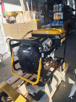 Generador 27KWA Vanguard Trifasico
