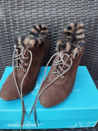 Zapatos de tacón animal print 38