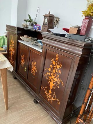 Aparador antiguo madera y marmol