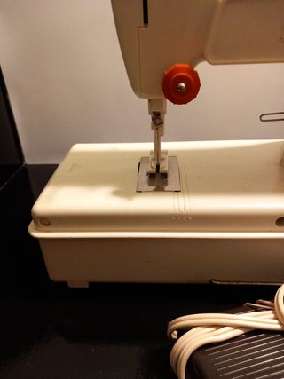 Máquina de coser Singer