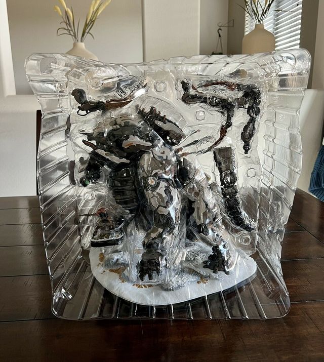 Horizon Forbidden Edición Coleccionista Figura