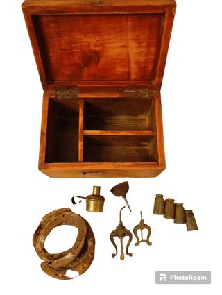 Caja antigua madera con lote antiguedads