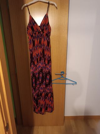 Vestido con etiqueta 