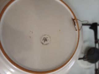 Piatto in ceramica  con natura morta bianco 