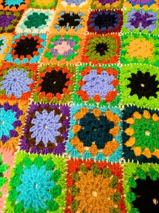 Manta borde verde ganchillo crochet