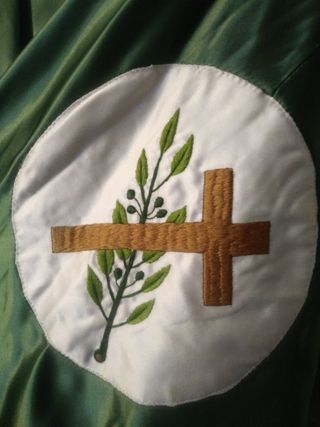 Traje de Semana Santa