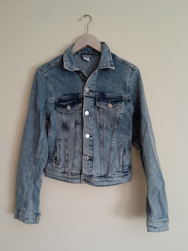 Cazadora vaquera azul claro