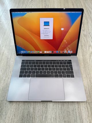 Macbook pro 15” 2017 i7 16g 500ssd 