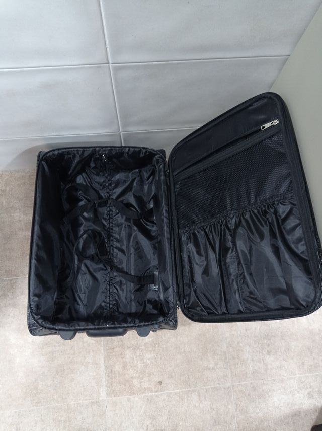 Conjunto Maletas + regalo