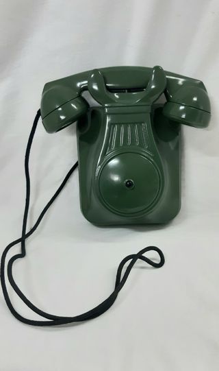 Teléfono intercomunicador antiguo