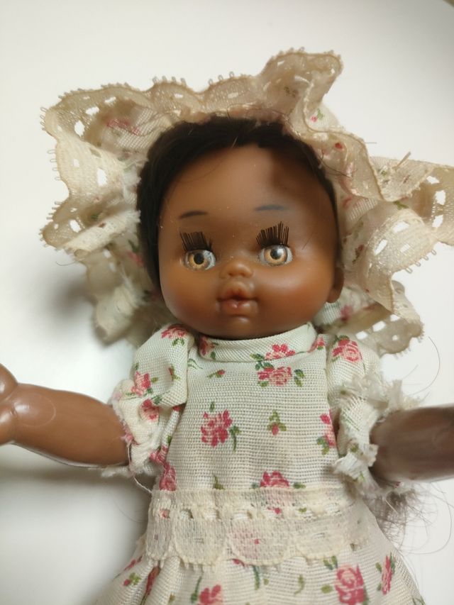 SET DI BAMBOLE ALINA INDIA E NEGRITA