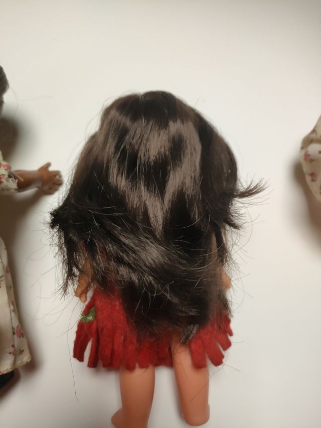 SET DI BAMBOLE ALINA INDIA E NEGRITA