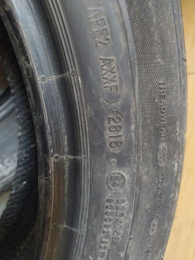Neumaticos 215/55 R18 Continental