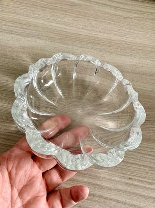 Posacenere di cristallo- nuovo perfetto
