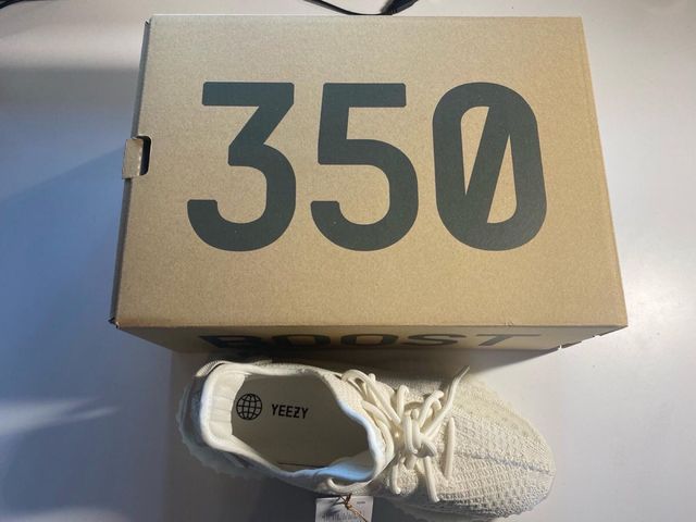 Adidas Yeezy Boost 350