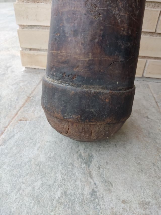 Precioso mortero antiguo de farmacia.