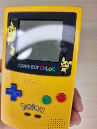 Gameboy Color Pikachu Edition
