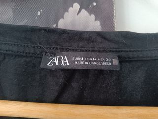 Camiseta negra talla M zara