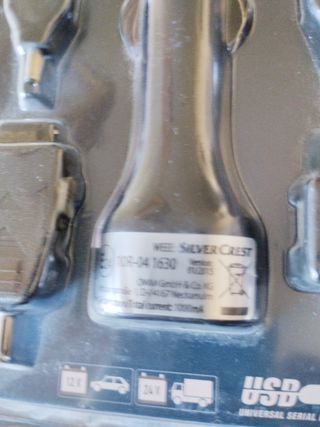 Carregador de isqueiro com adaptadores