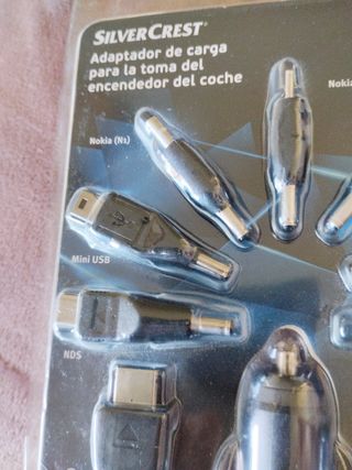 Carregador de isqueiro com adaptadores