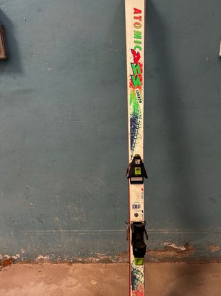 Esquis Atomic Carbon 175 + Fijaciones Salomon